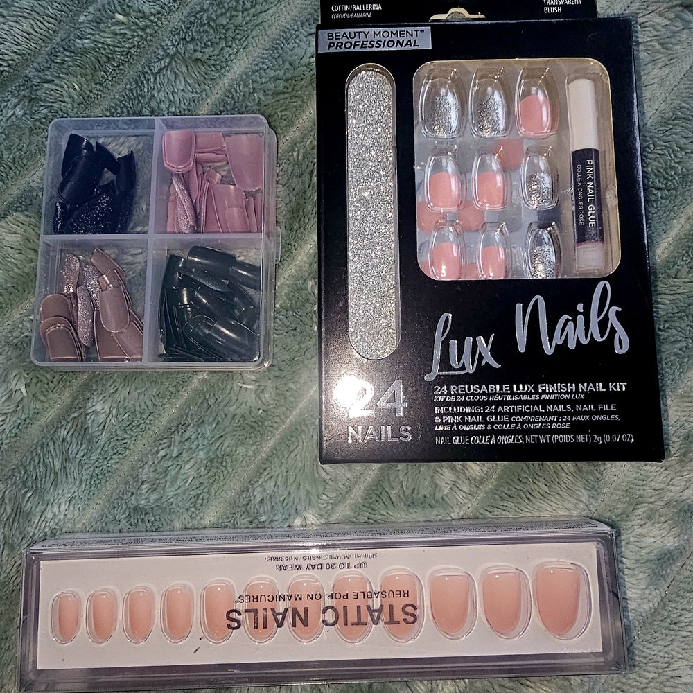 Lux Nails Reusable Nail Kit Set